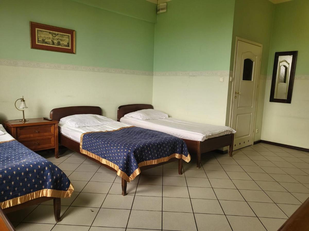 Hostel Bialoleka - Darmowy Parking, Szybkie Wifi! Warszawa Exteriör bild
