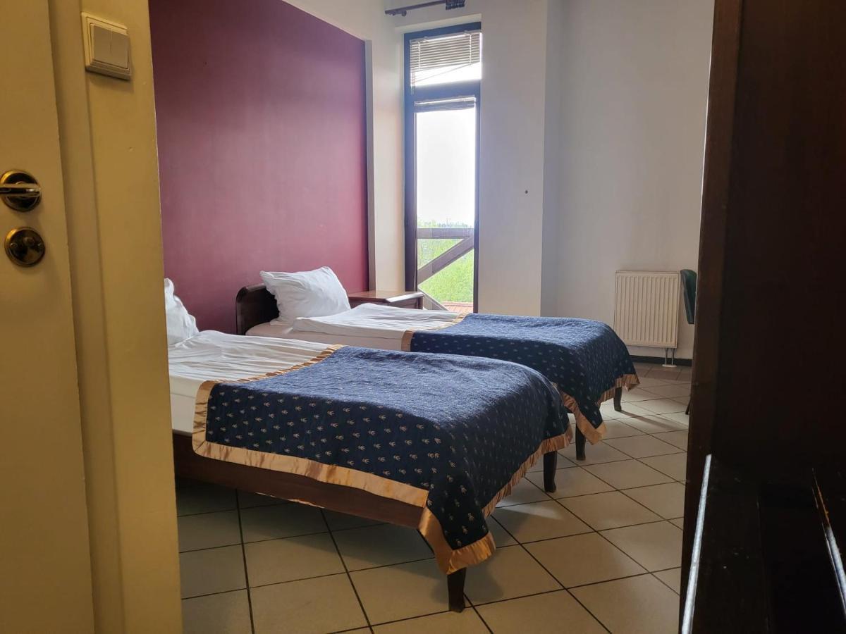 Hostel Bialoleka - Darmowy Parking, Szybkie Wifi! Warszawa Exteriör bild