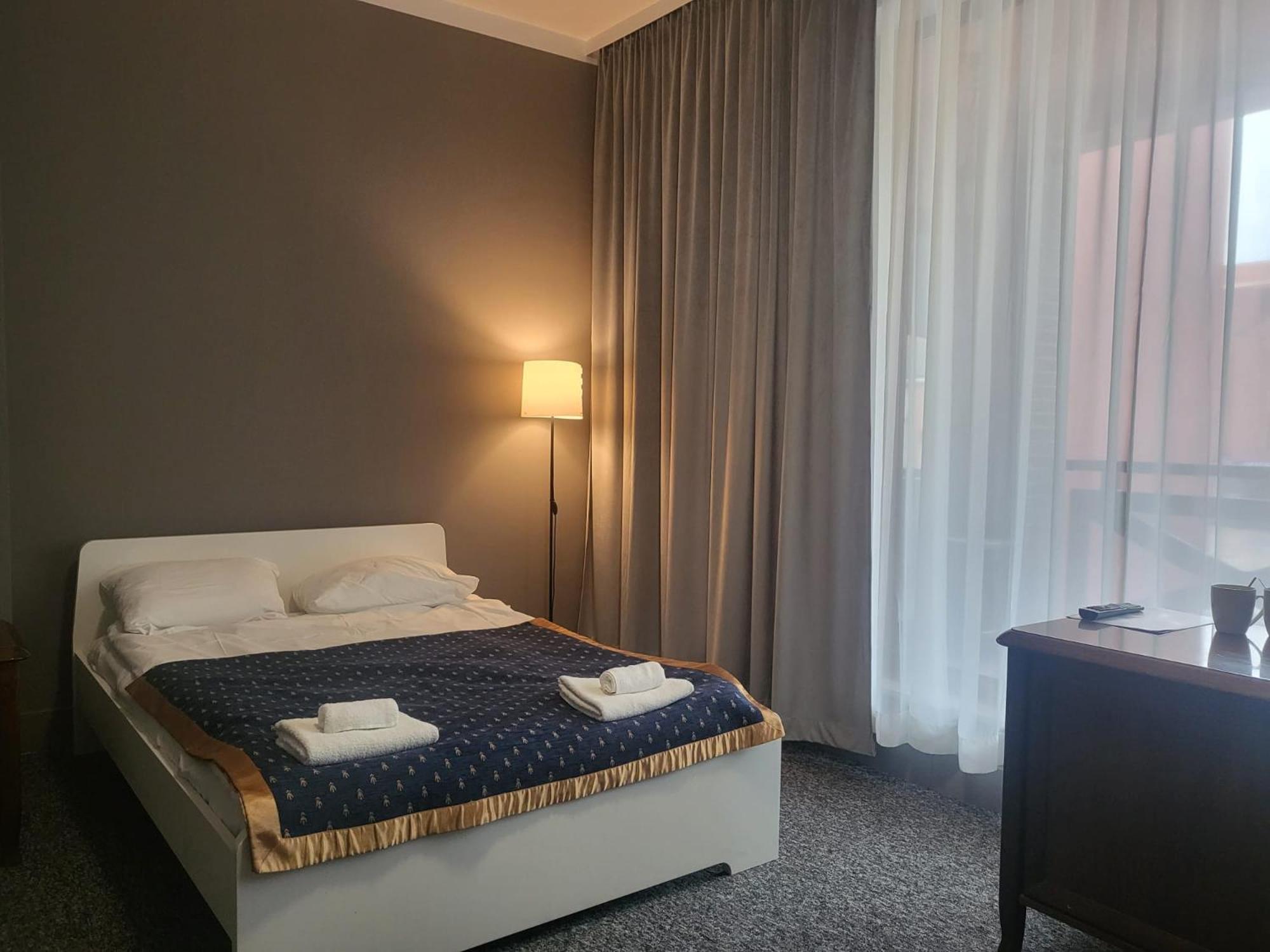 Hostel Bialoleka - Darmowy Parking, Szybkie Wifi! Warszawa Exteriör bild